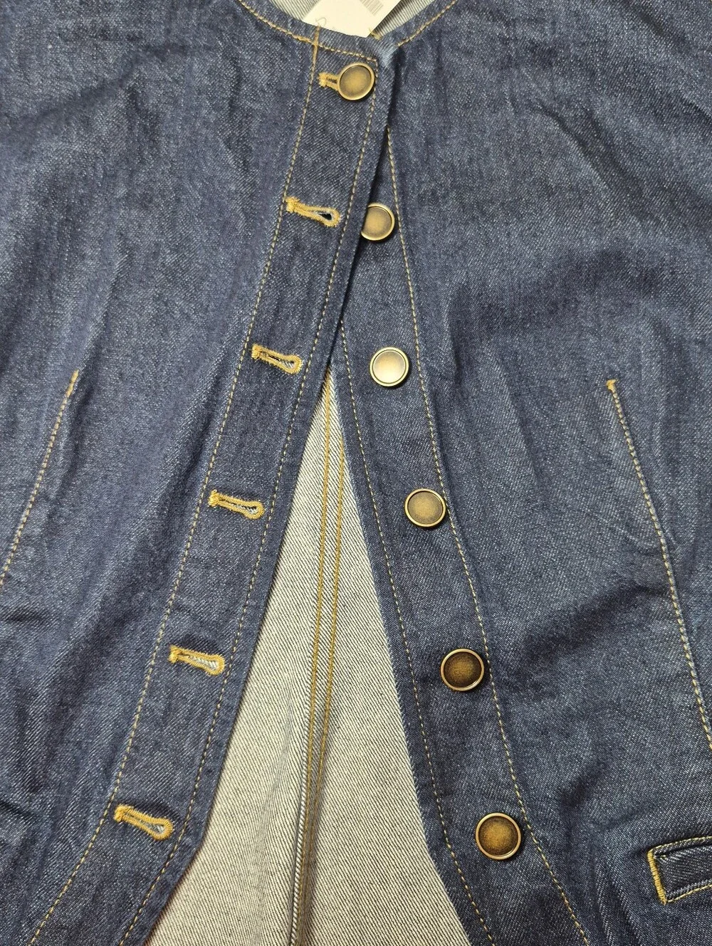 J Crew Essential cutaway vest in denim CO894 NWT $128 Retail Size 8